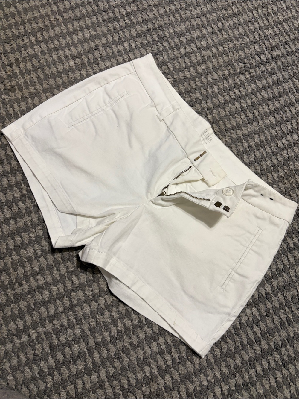 Women’s White High-Rise Cotton Shorts
